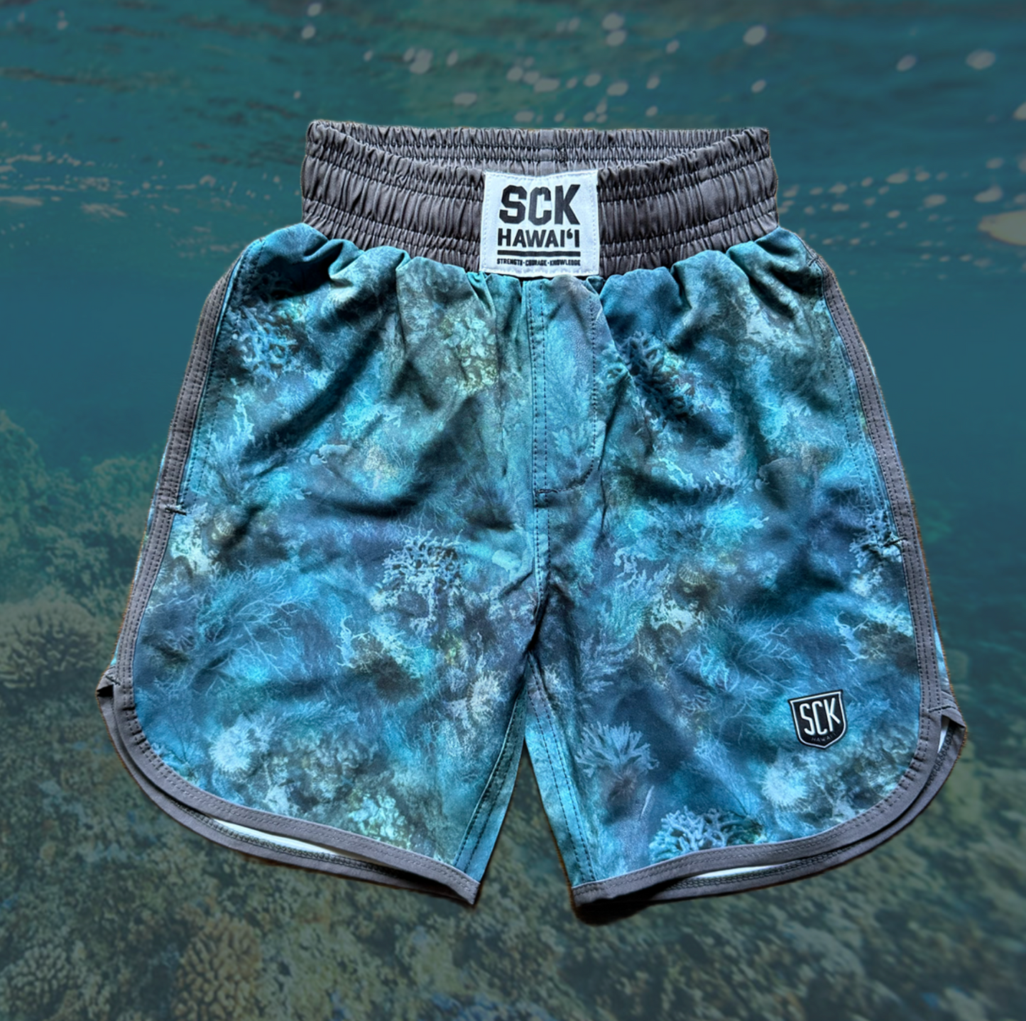 HYBRID SHORTS - Kai Camo